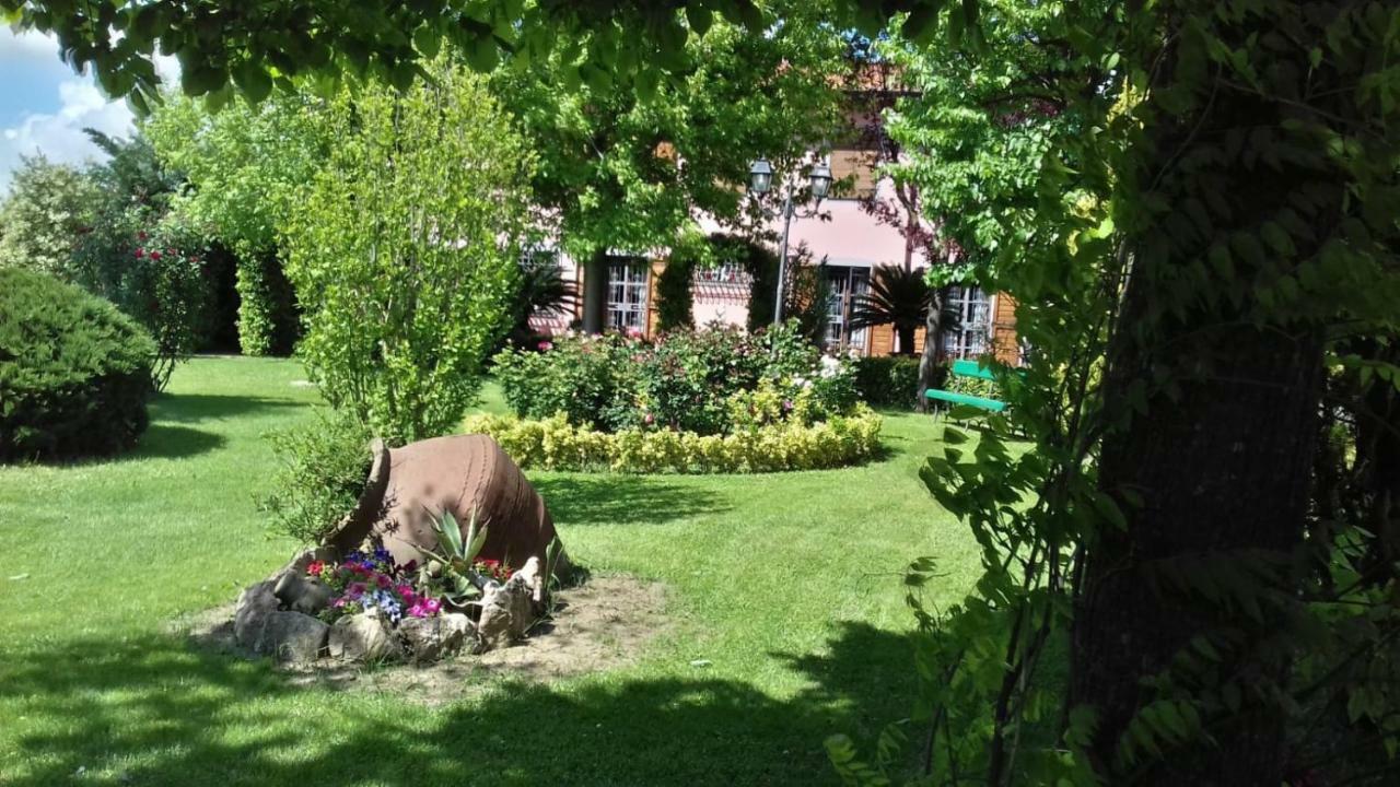 Rustico La Pioppeta Hotel Cascina Exterior photo